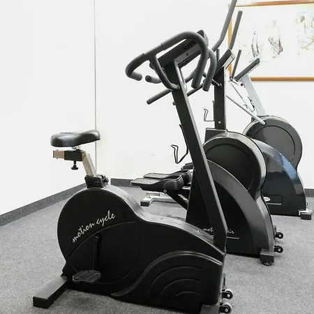 Four Centre 4* אסן