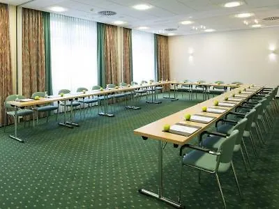 Four Centre Hotel 4*