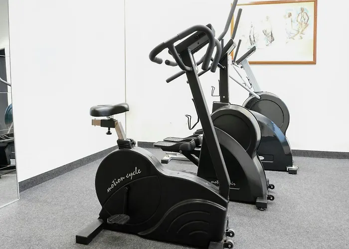 Four Centre 4* אסן